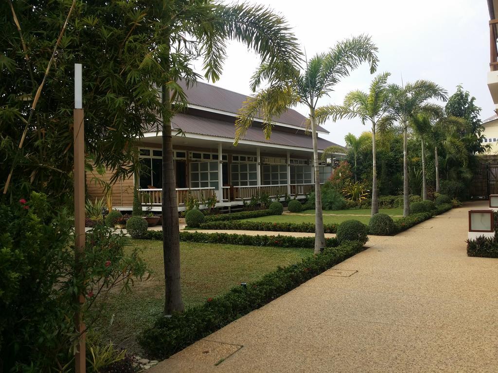 Paradise Hotel Nyaung Shwe Inle Lake Exterior foto