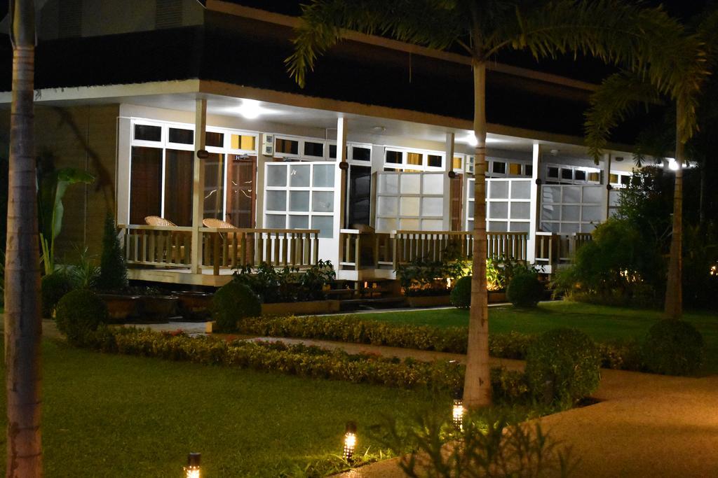 Paradise Hotel Nyaung Shwe Inle Lake Exterior foto