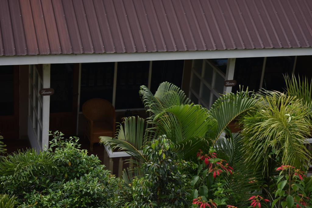 Paradise Hotel Nyaung Shwe Inle Lake Exterior foto