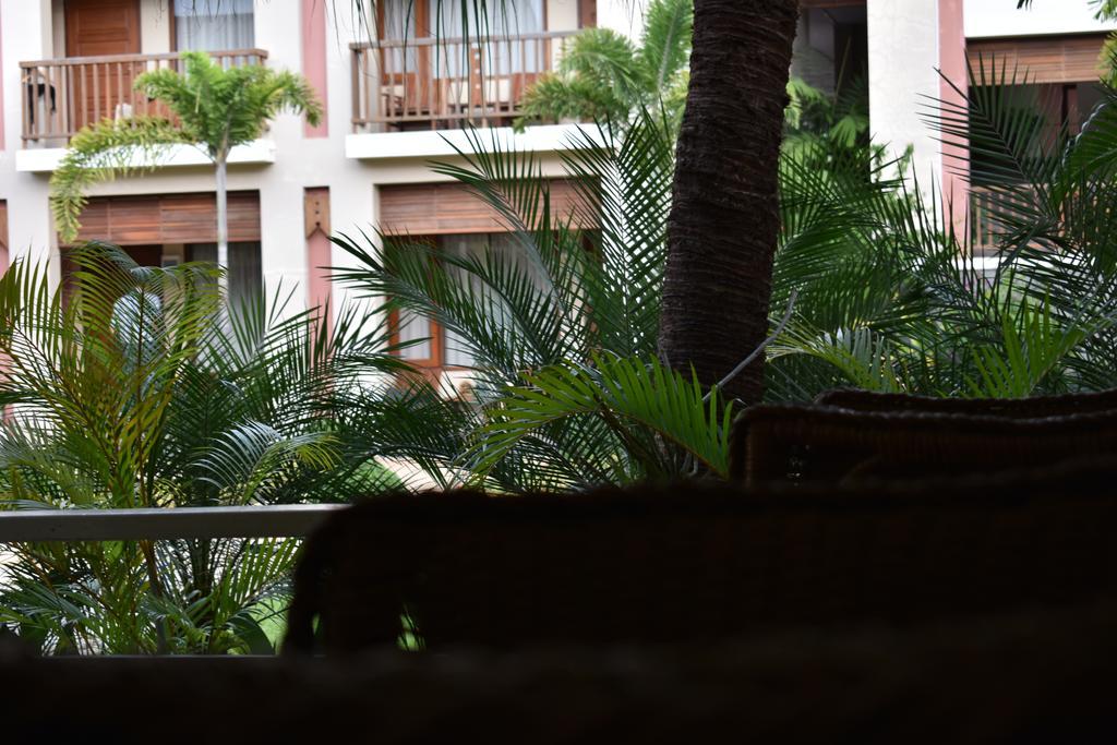 Paradise Hotel Nyaung Shwe Inle Lake Exterior foto