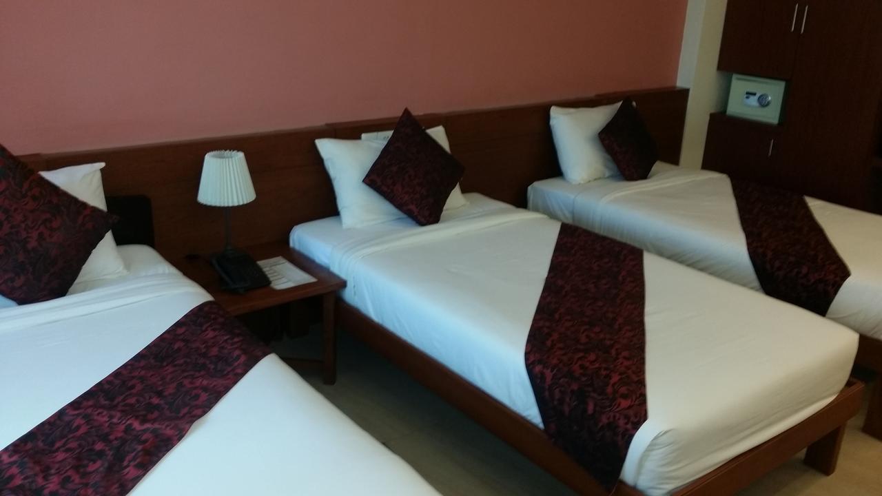 Paradise Hotel Nyaung Shwe Inle Lake Exterior foto